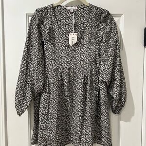 Black & White Floral Blouse--Size M